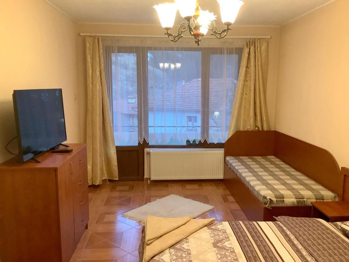 Appartamento Приключение В Триград Esterno foto
